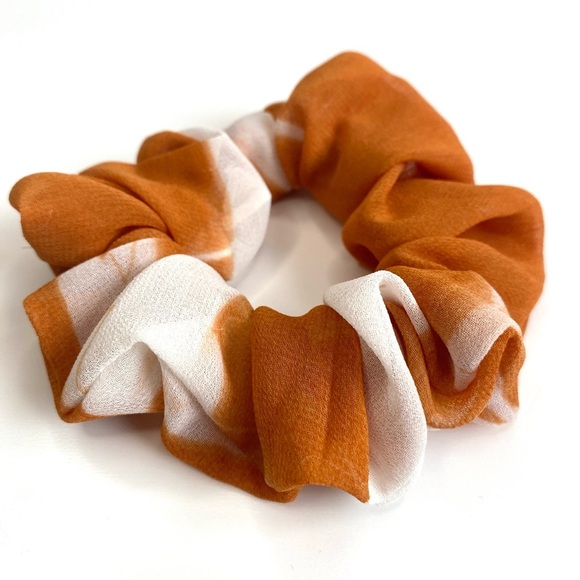 Orange/ white fall scrunchie - Picture 1 of 3
